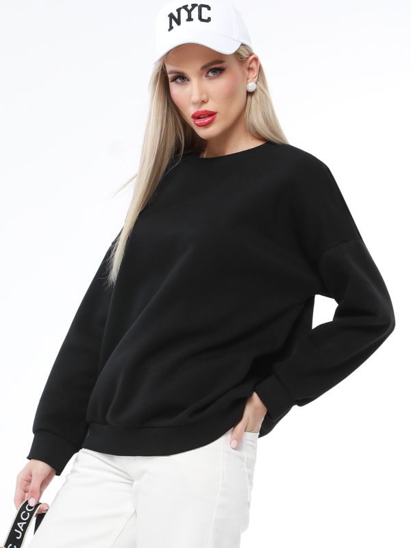 Warm black sweatshirt