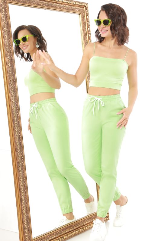 Sport pants light green