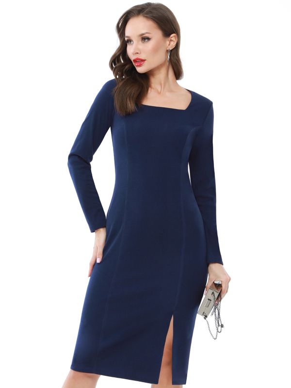 Dress navy blue with a karee neckline