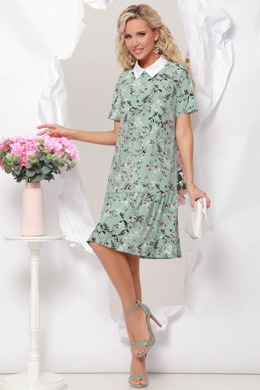 Floral dress with white collar