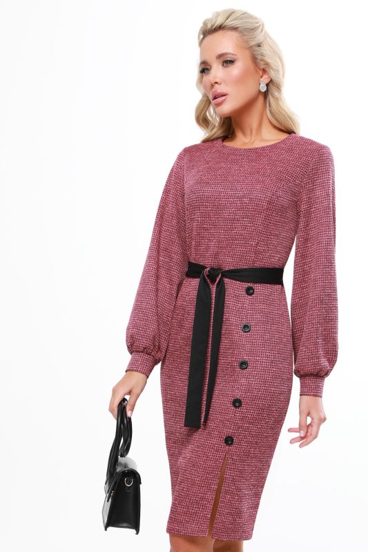 Slit knit dress with belt