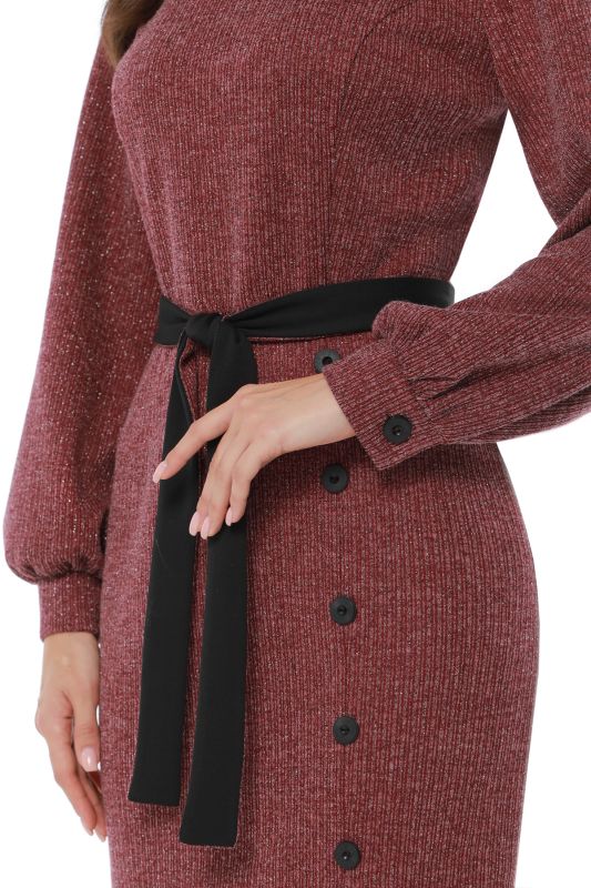 Maroon knitted dress with slit