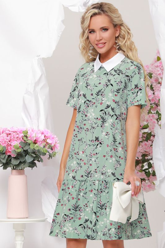 Floral dress with white collar