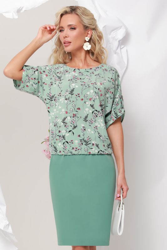 Suit mint with puff sleeves