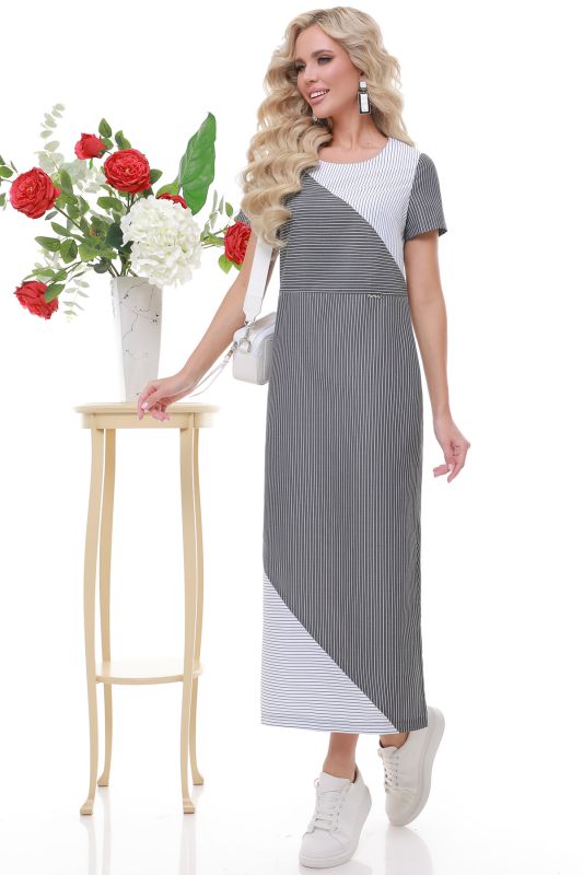 Long dress with side slits