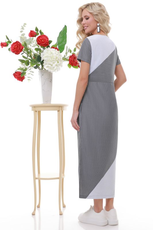 Long dress with side slits