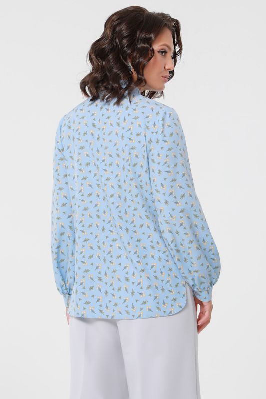 Blue blouse in small flowers