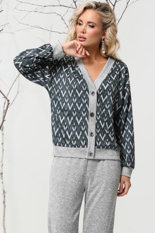 Grey-green knitted trouser suit with cardigan