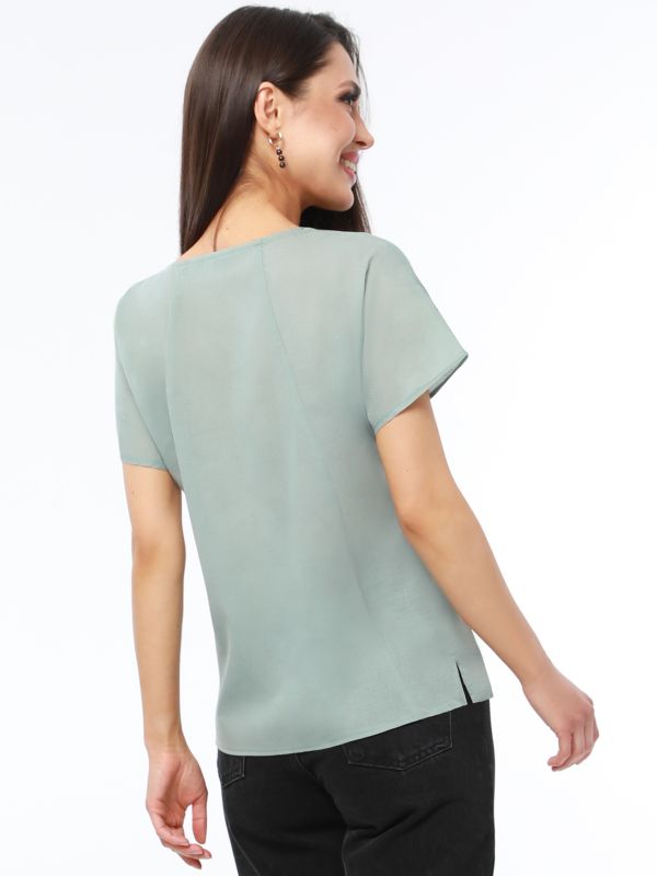 Blouse in gray-green color