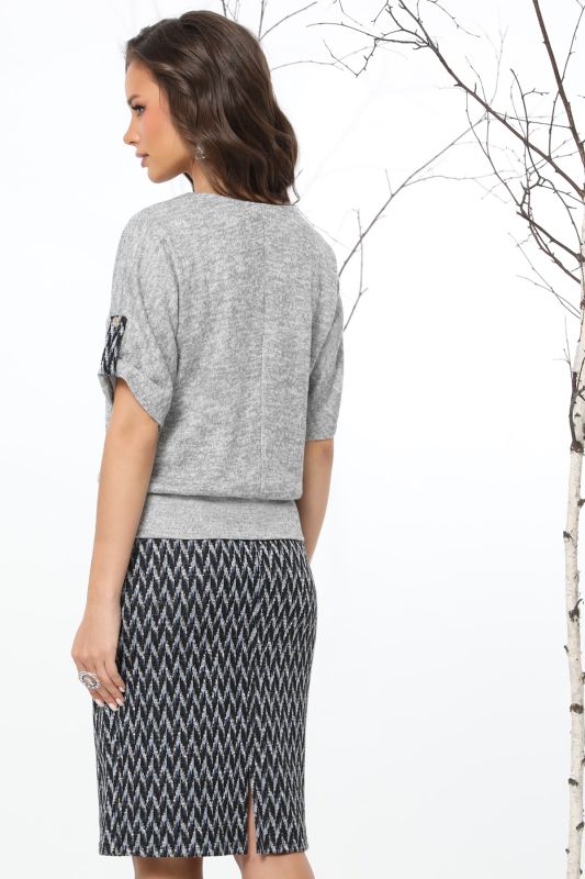 Grey knitted suit with skirt