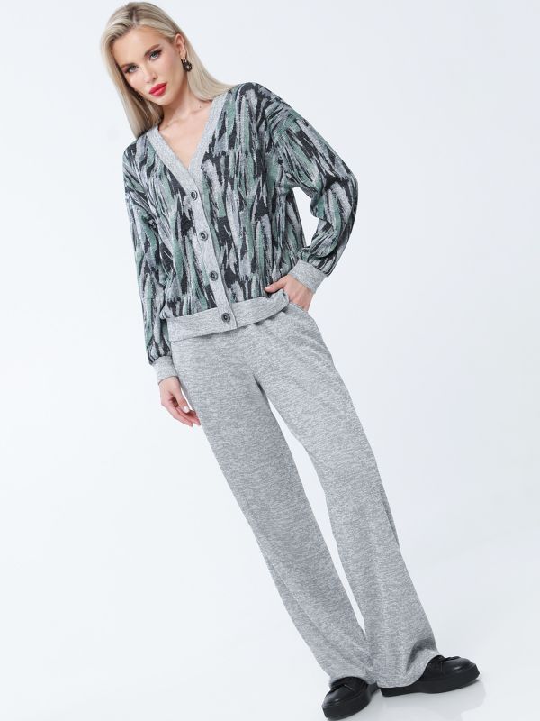 Trouser knitted suit with buttoned cardigan